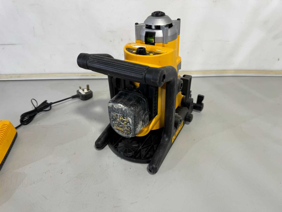 Лазер - Dewalt DW073 9.6 V - 18 V