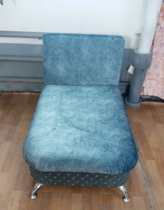 Кресло-кровать, б.у., перетянут , практический новый