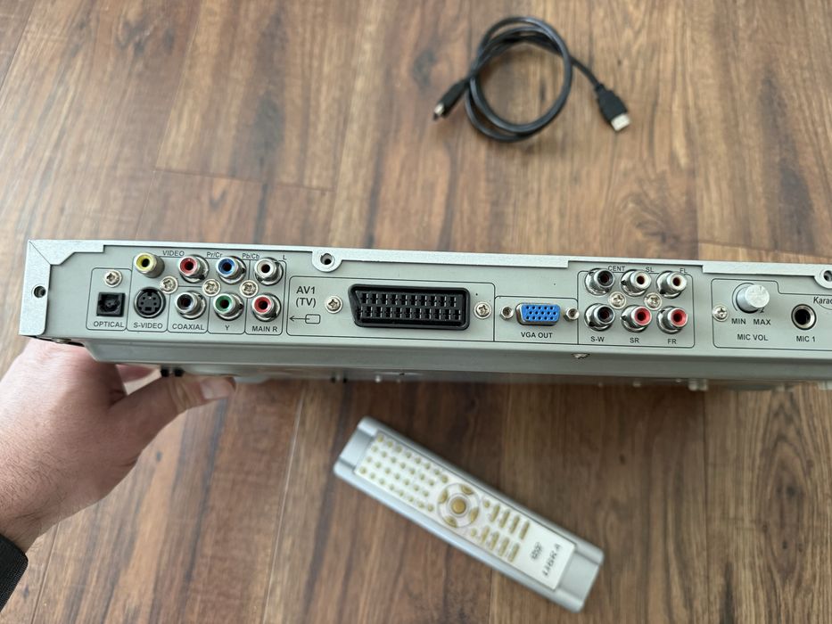 DVD Player LIBRA DVD L-500 DivX HDMI VGA SCART telecomandă karaok