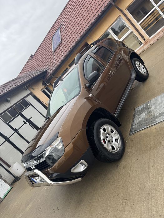 Vabd Dacia Duster 4x4 1.6Benzina + GPL Inaltat 5cm Miresu Mare • OLX.ro