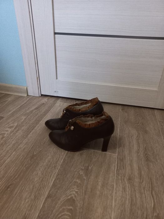 Продам ботильоны, 38 размер