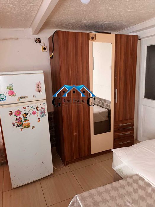 Дава се под наем Етаж от къща в Варна, Трошево - 12 кв.м за 153 € - Снимка #1