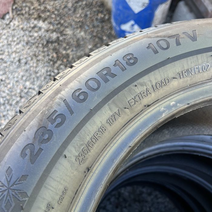 235/60/18 Triangle
