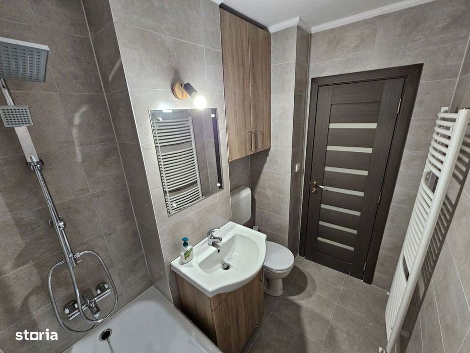 Apartament 3 camere, Micro 16, utilat complet