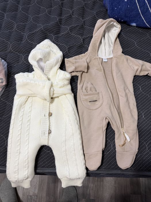 Продам комбезики на девочку