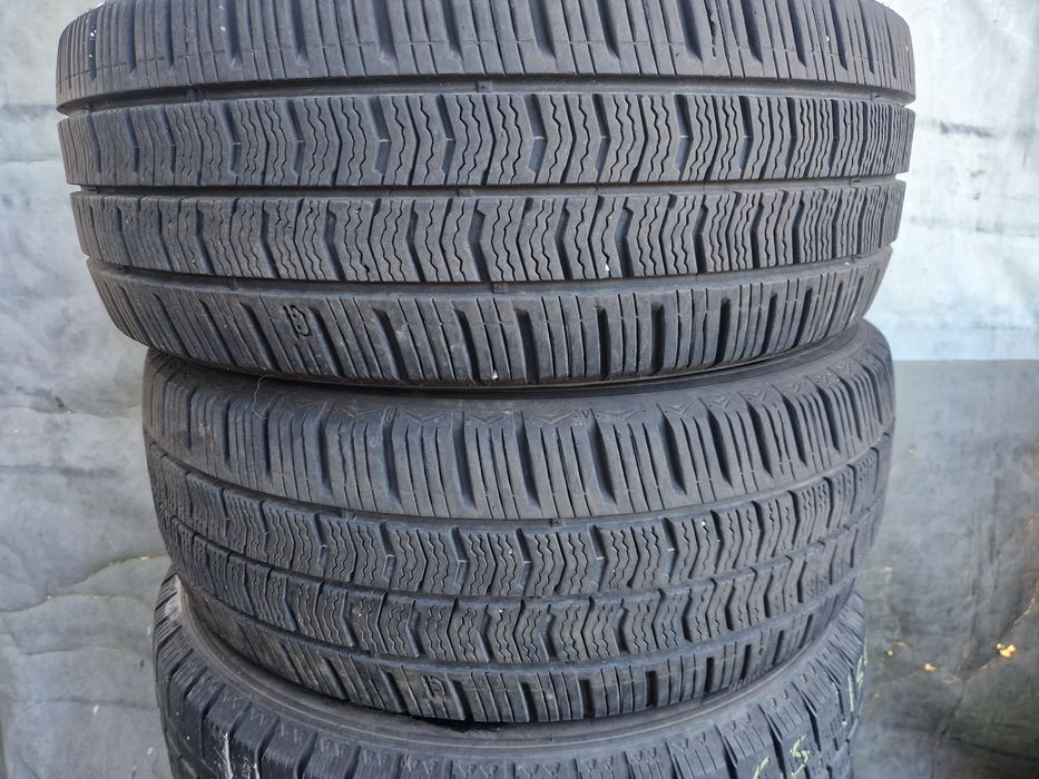 215 65 r15c kumho m+s