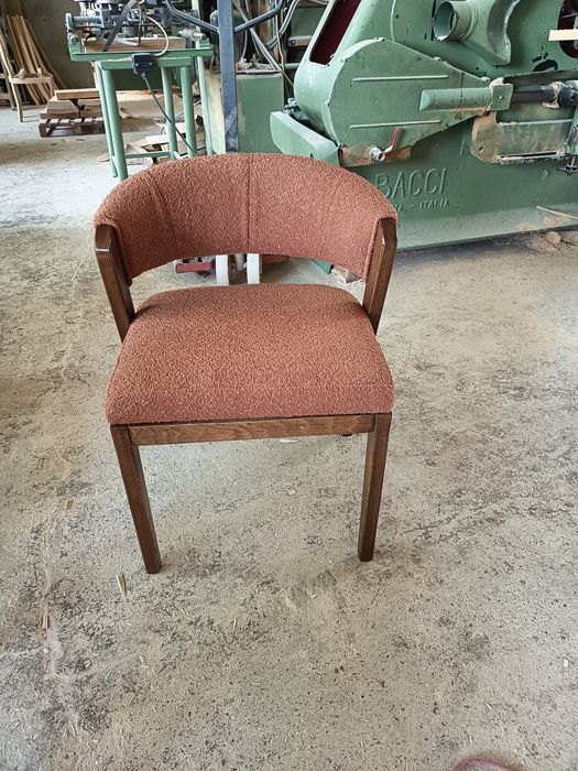 Scaune premium din lemn masiv