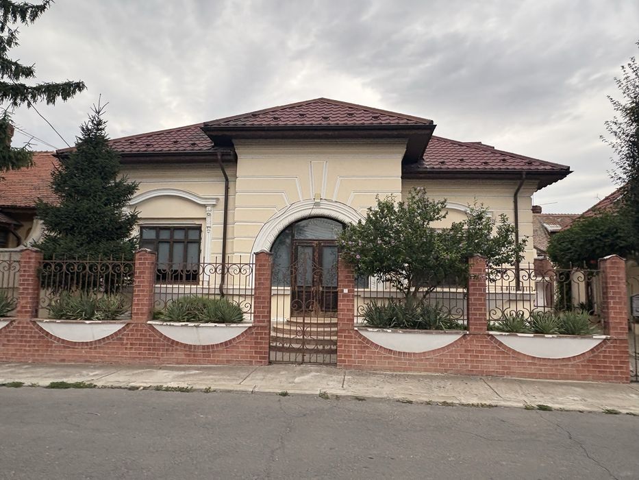 Casa de Vanzare Zona Centrala