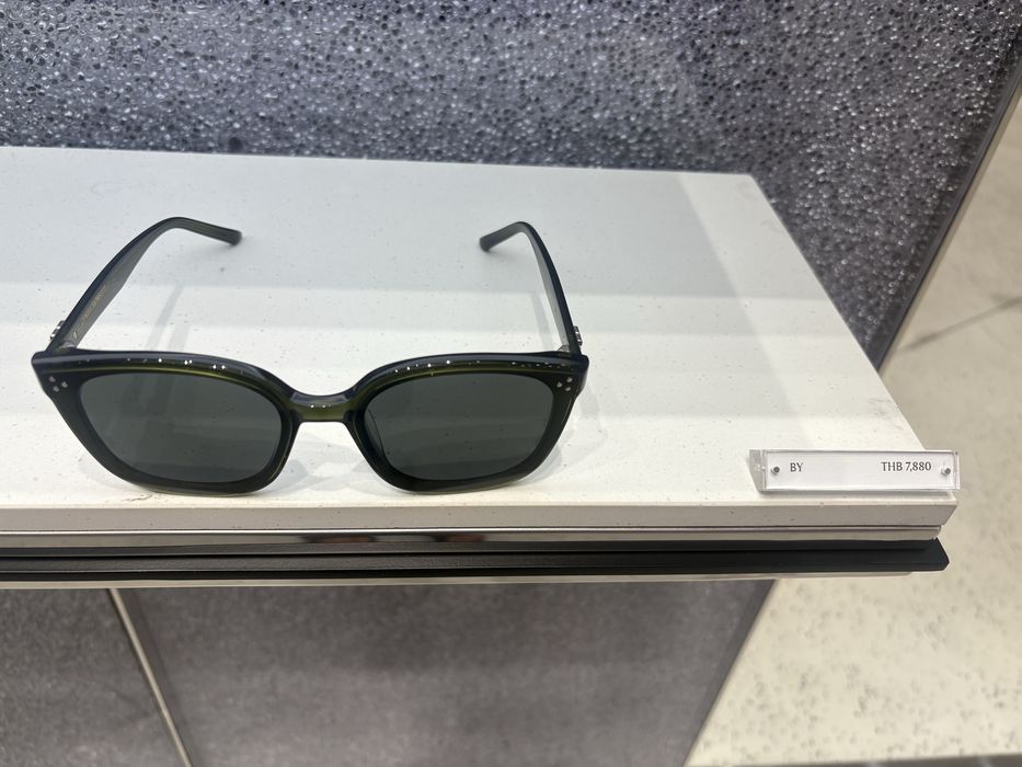 Солнечные очки Gentle Monster