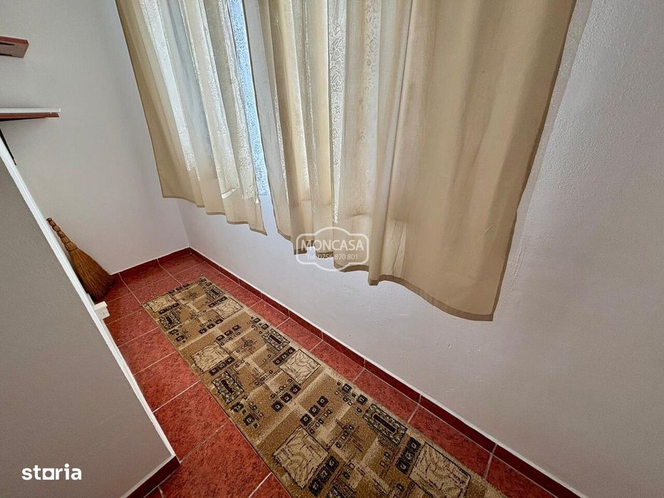 Garsoniera zona Industriala, etaj 4 cu hidroizolatie