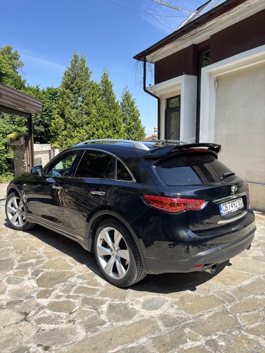 Infiniti FX 30dS/ 360 камера/ Distronic/ Bose/ Реални КМ