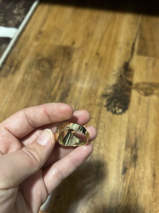 Ghiul aur 10 g marimea 22,2 piatra rubin si aur