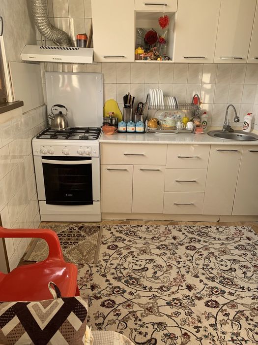 Уй сотилади келесс массивда