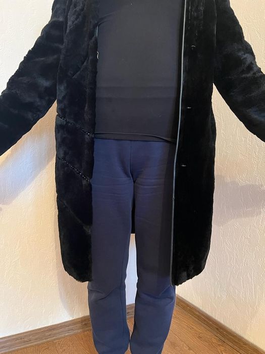 Продам шубу мутон