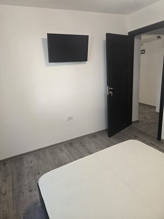 Inchiriez apartament nou zona liceu agricol