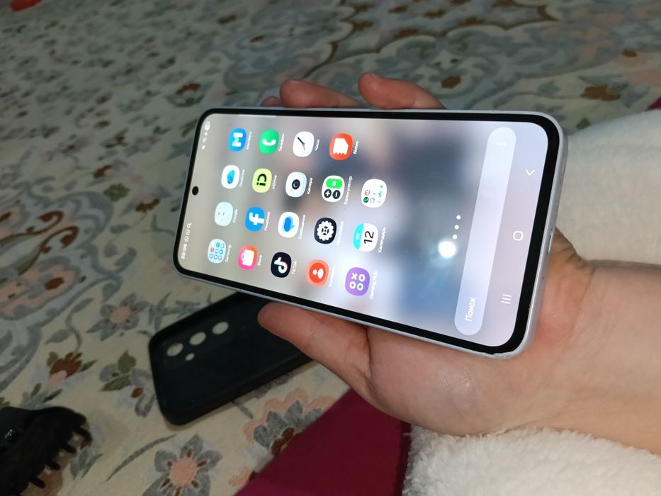 Самсунг А35 сатылады