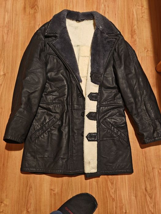 Кожух  от естествена кожа.