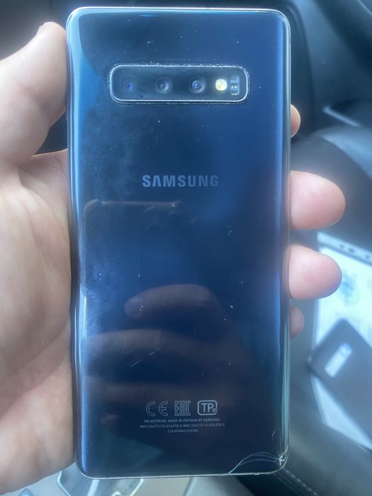 Продам самсунг с10