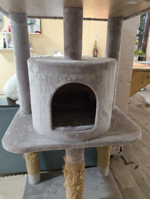 Дом - когтеточка для кошек