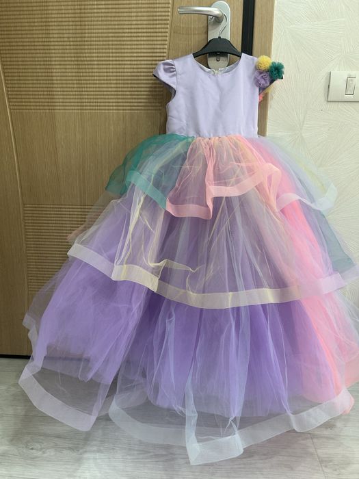 vand rochie fetita de ocazie