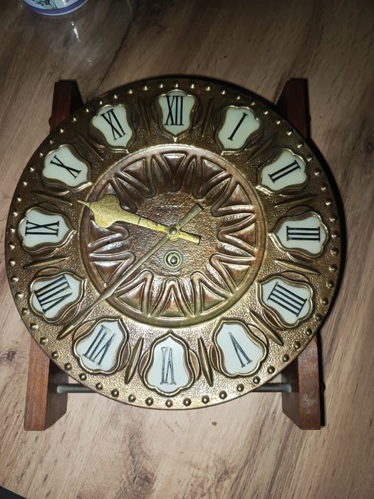 Часы весна продам  СССР