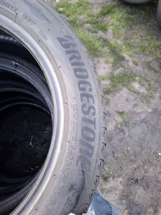 Vand set 4 anvelope 225 50 17 brigestone de vara bune dot 2021