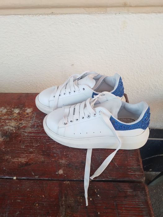 Adidași pentru fete nr37 i adidasi baeti noi nr 43  geanta neagra de p