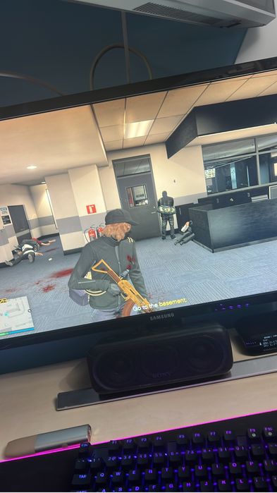 Monitor Samsung 28” 4K UHD | FreeSync | Imagine superbă