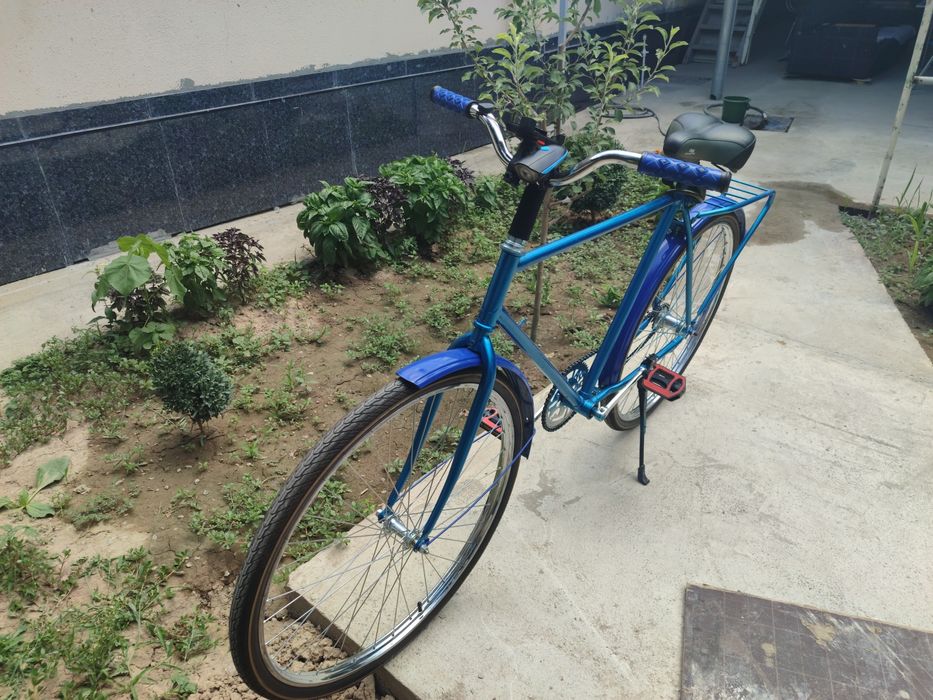 Ural velosiped sotiladi