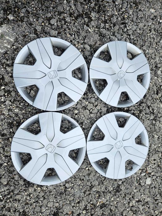 Оригинални тазове за Хонда 16-ки