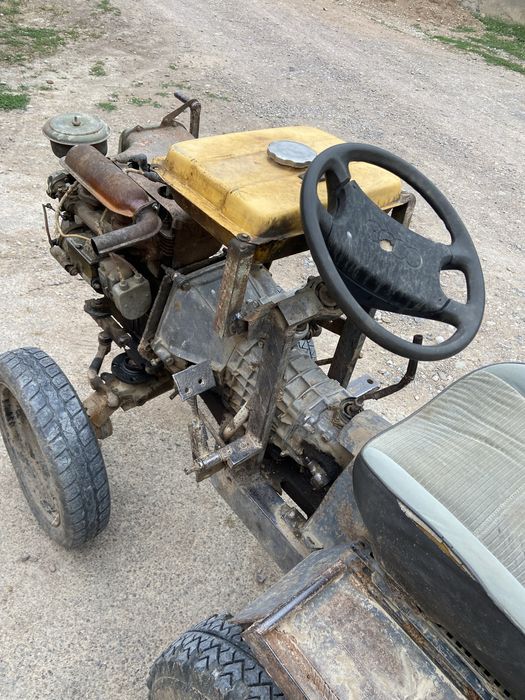 Трактор мини в хорошом состояние