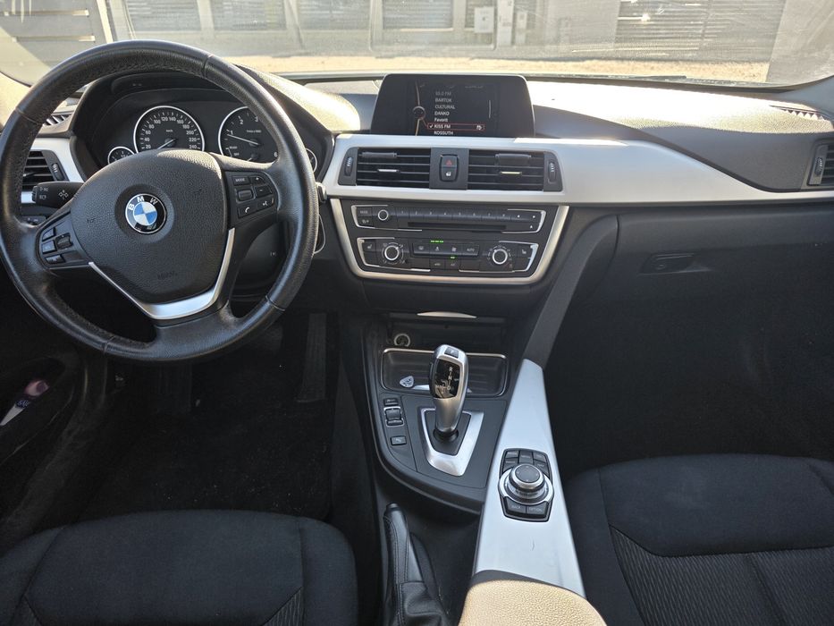 BMW Seria 3 320 F30