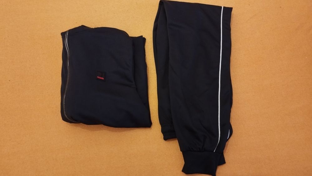 Продавам мъжки екип