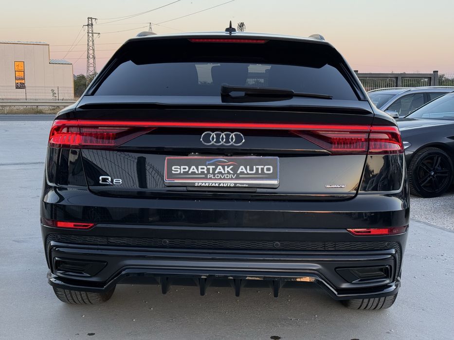 Audi Q8 55TFSI* 2022г* 81.000КМ* СЕРВИЗНА ИСТОРИЯ*