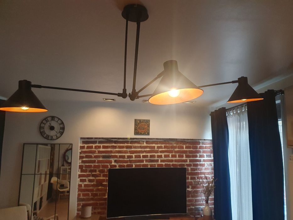 Lampa tavan  The Home