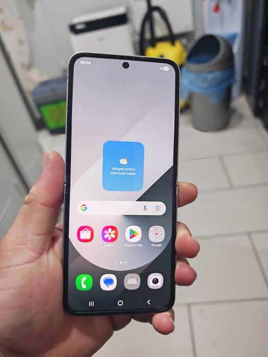 Samsung flip 6 256gb