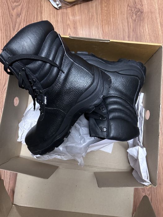 Спецобувь со стальным носиком