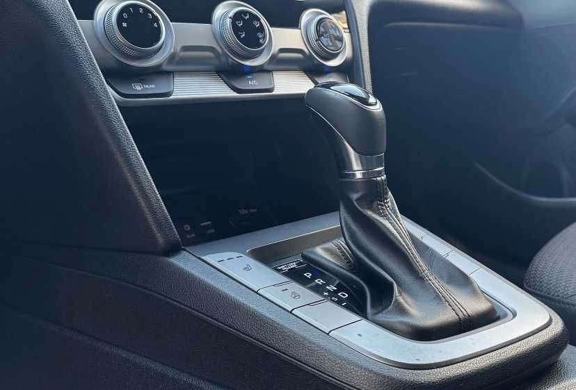 Hyundai Elantra 2019