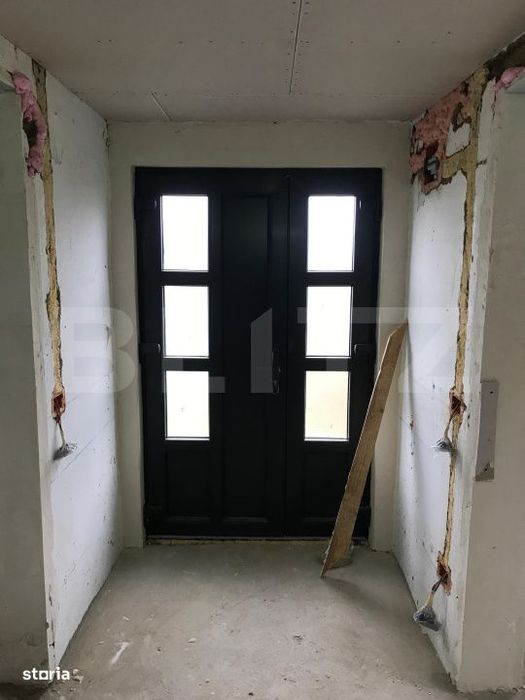 Casa batraneasca,partial renovata,loc. Meresti,3400mp teren