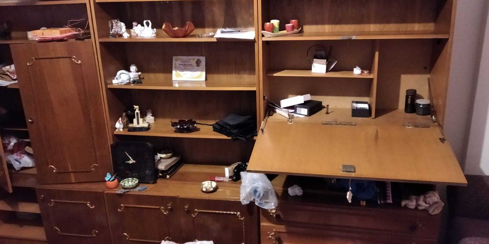 biblioteca 2.5x 2.2 m