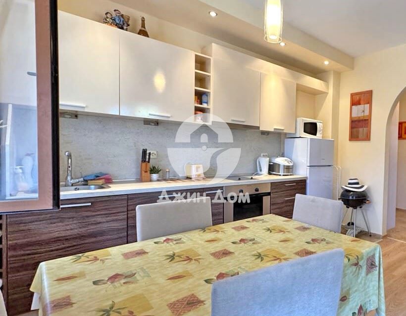 Продава се Двустаен апартамент в Свети Влас - 69 кв.м за 640 €/кв.м - Снимка #3