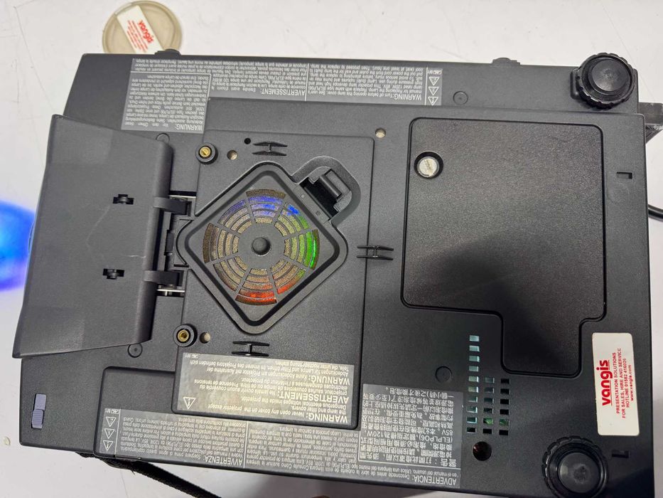 Проектор - Epson EMP-5500 / 592h