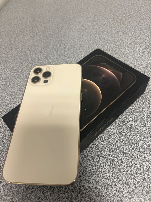 Продавам iPhone 12Pro