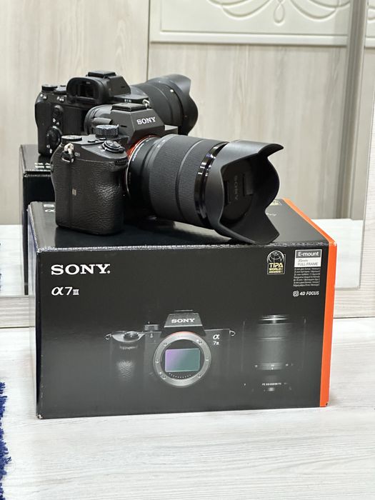 Sony A7 iii Sony a7 3 body  ideal 4k full frame.