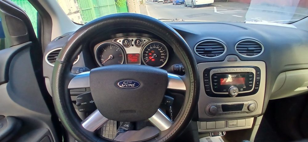 FORD Focus 2009 — imagine 4