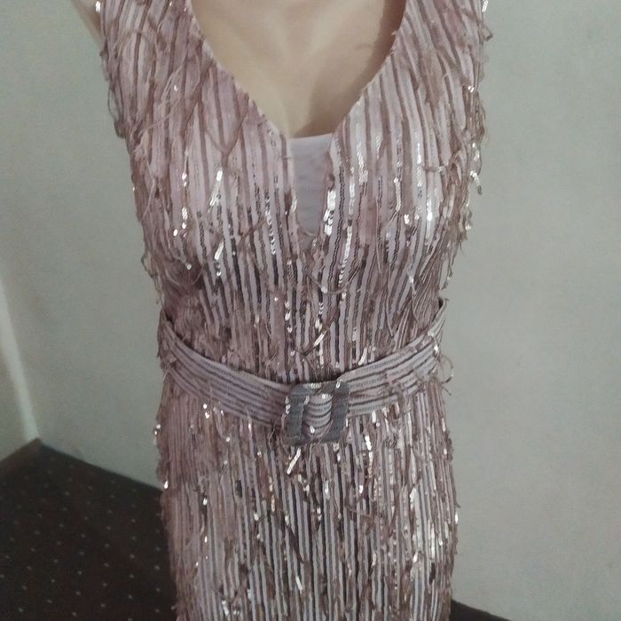 Продаётся новое вечерное платье