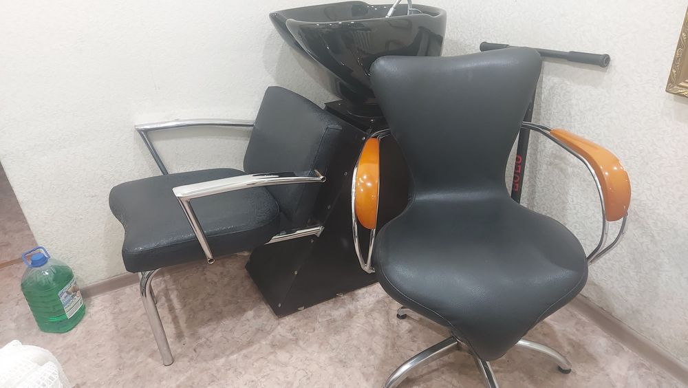Кресло для парикмахерской