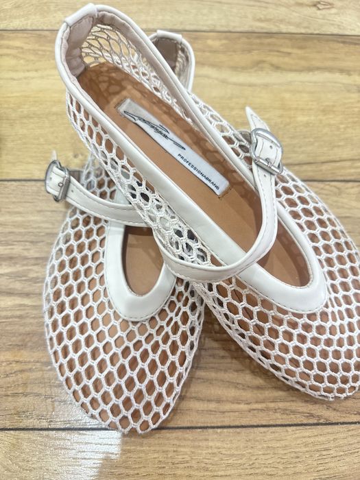 Продаю балетки Zara