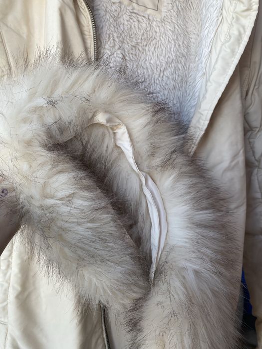 Продам пуховик зара зима