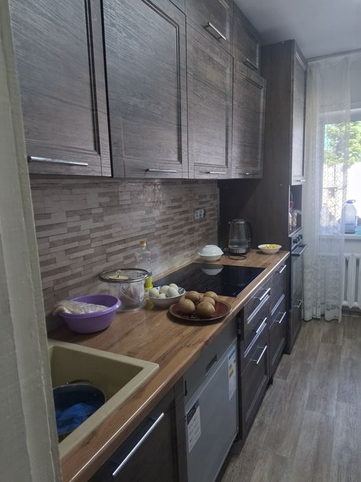 Продам кухонный гарнитур